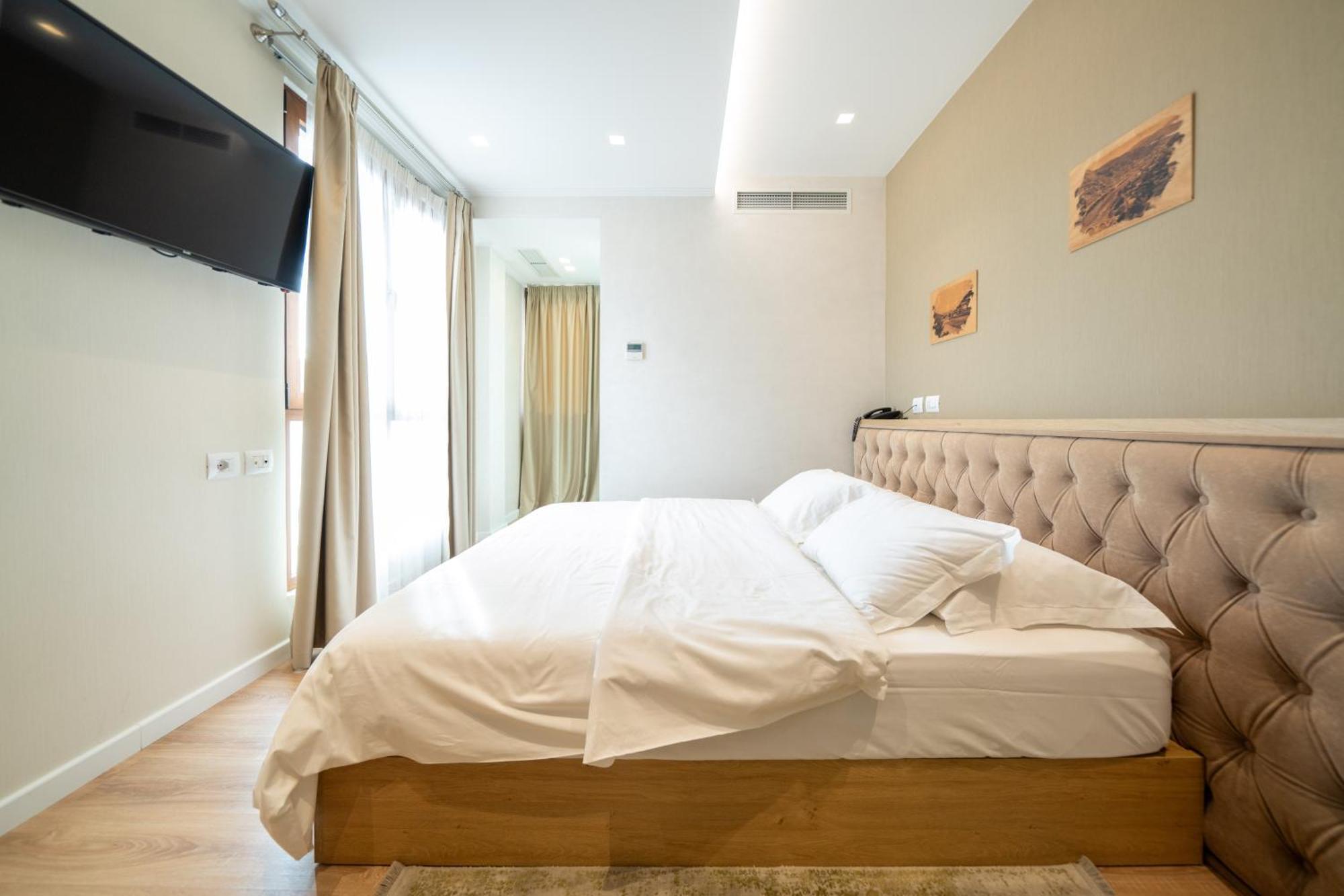 Merko Hotel ベラト エクステリア 写真