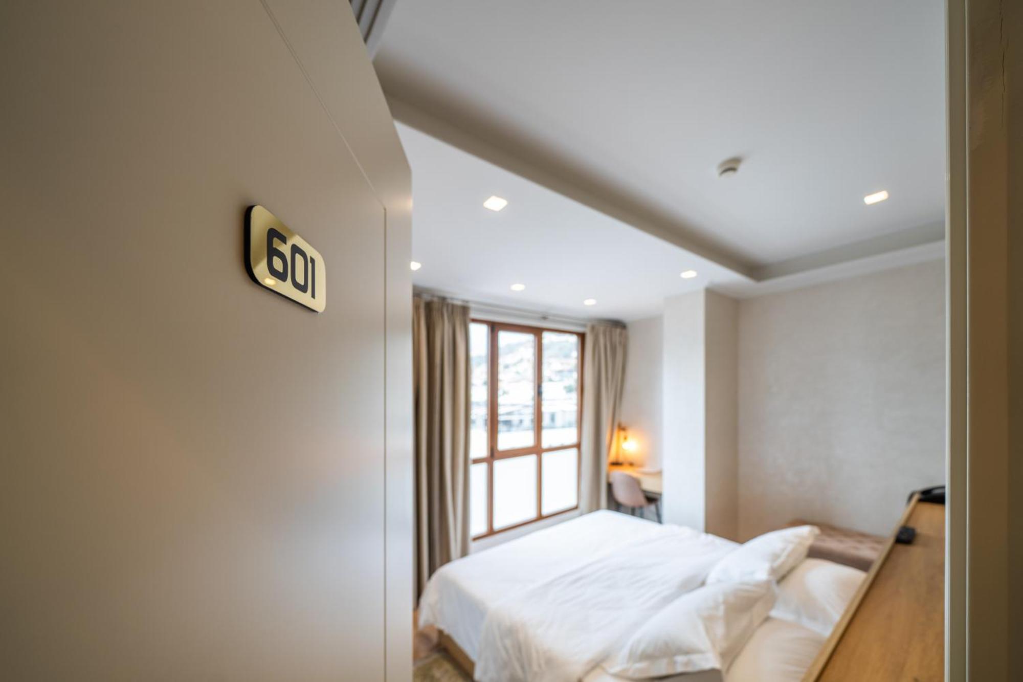 Merko Hotel ベラト エクステリア 写真